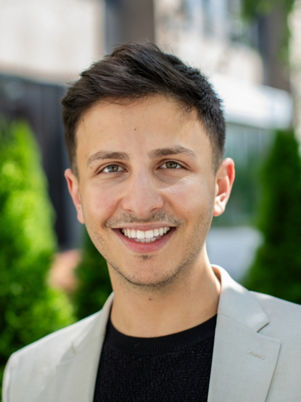 Jonathan Shiloah, DDS