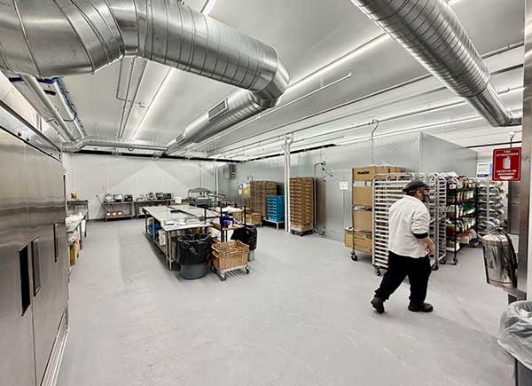 CO-OP AT A STREET COMMERCE PARK