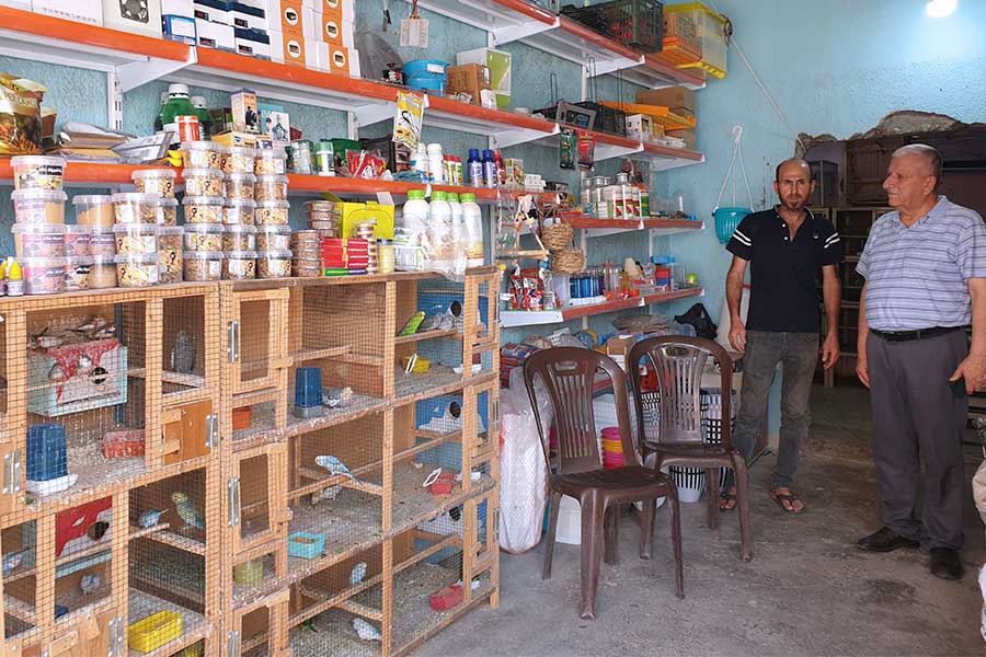 Pet food/equipment store - Salam