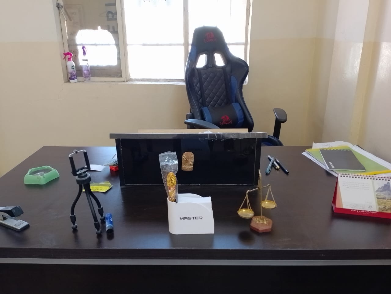 Lawyer's office - Benham
